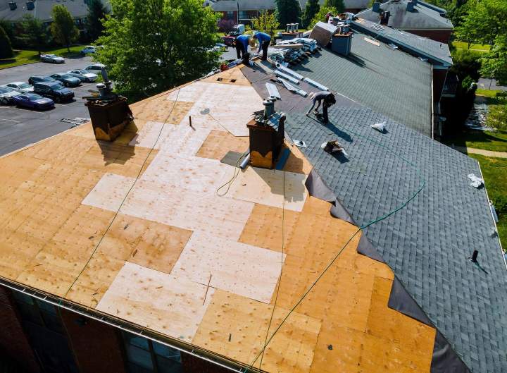 Travaux étanchéité de toiture Florac Trois Rivières